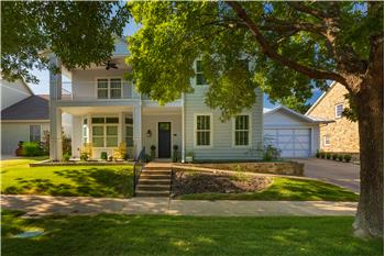 892 Ivy Ln, Rockwall, TX