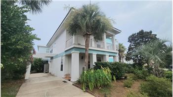 Primary listing photos for listing ID 606482