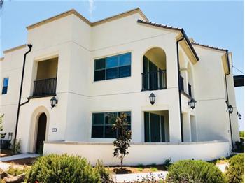 Primary listing photos for listing ID 561517