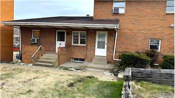 Primary listing photos for listing ID 642519