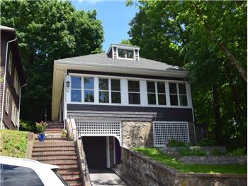 Primary listing photos for listing ID 542011