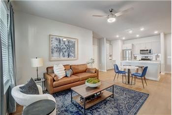 Primary listing photos for listing ID 642023