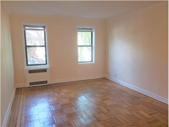 Primary listing photos for listing ID 567549