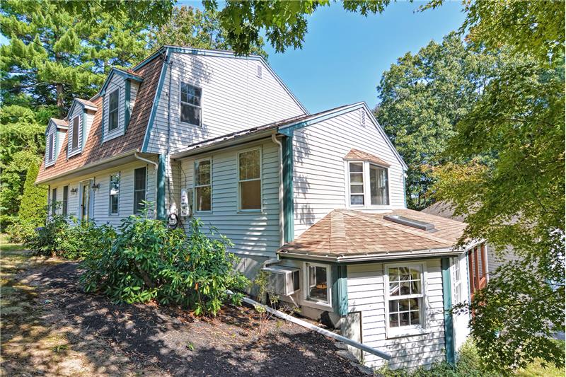 40 Crestview Drive