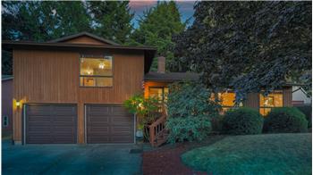 Primary listing photos for listing ID 590963