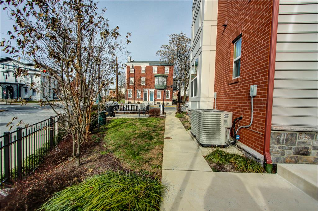 1000 Dekalb Pike 3, Norristown, PA 19401 Presented by Margarita