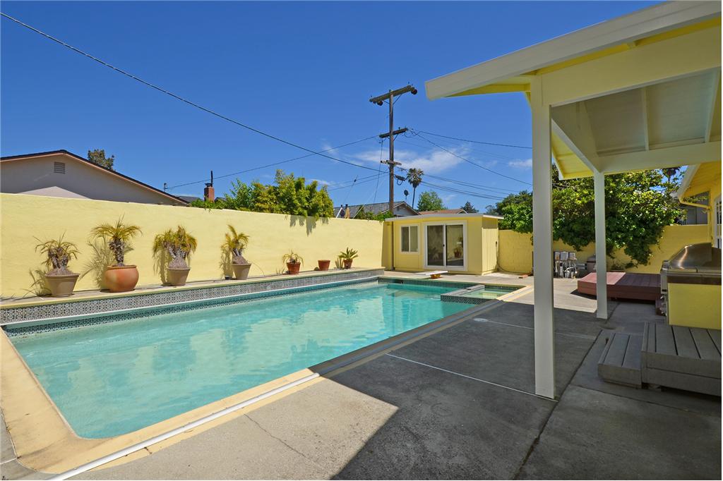 Background image for the property website design