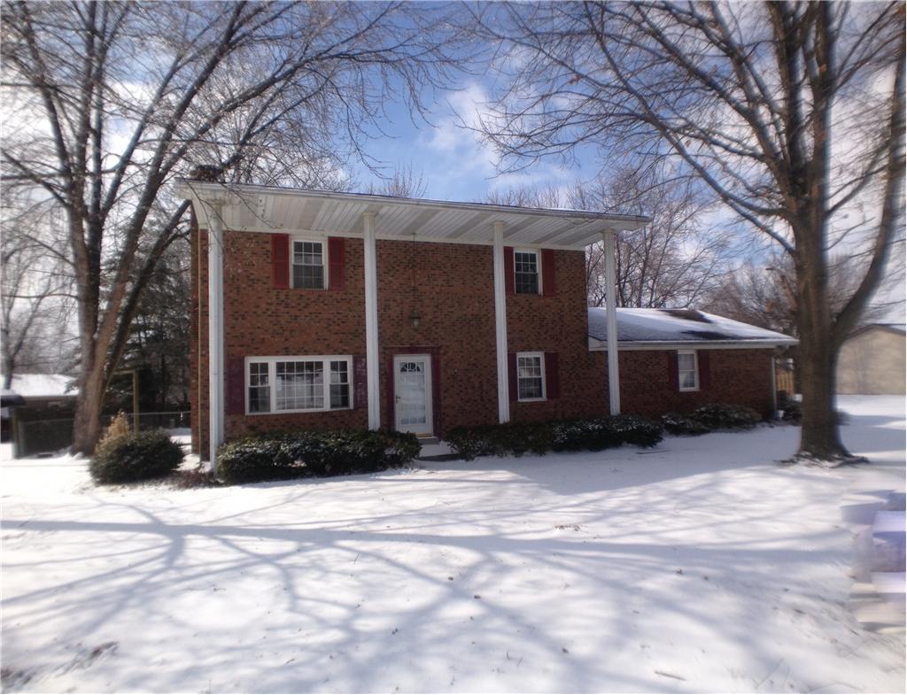 2899 COAL MINE RD, NEWBURGH, IN 47630 Presented by The Horton Team