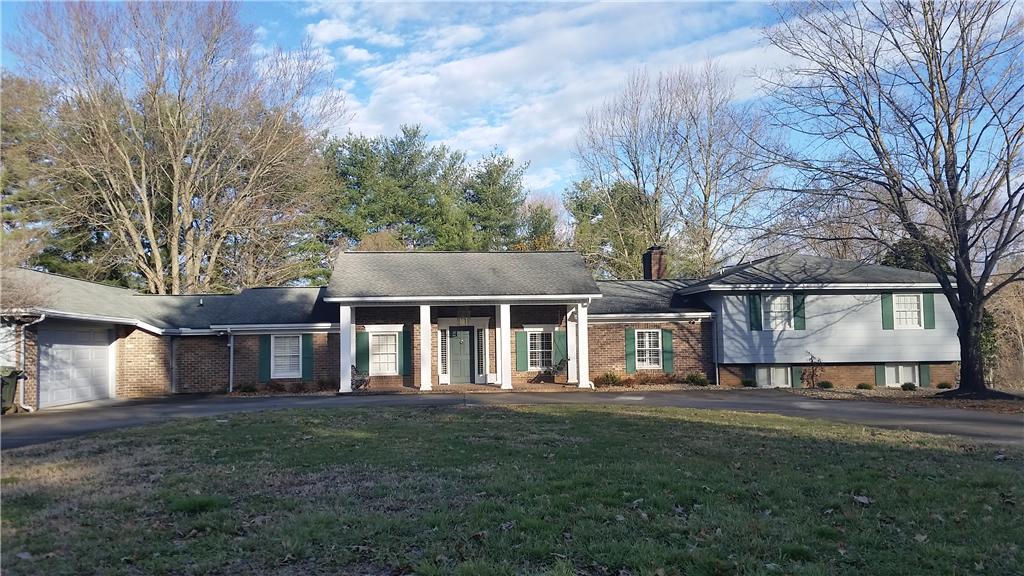 1316 Bales Drive, Morristown, TN 37814 By Amy Shrader (Listed by Re/Max