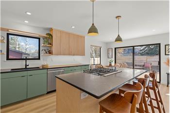 Beautiful modern finishes