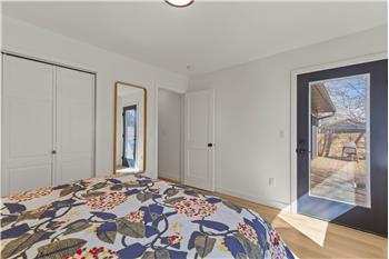 Direct access to outdoor deck