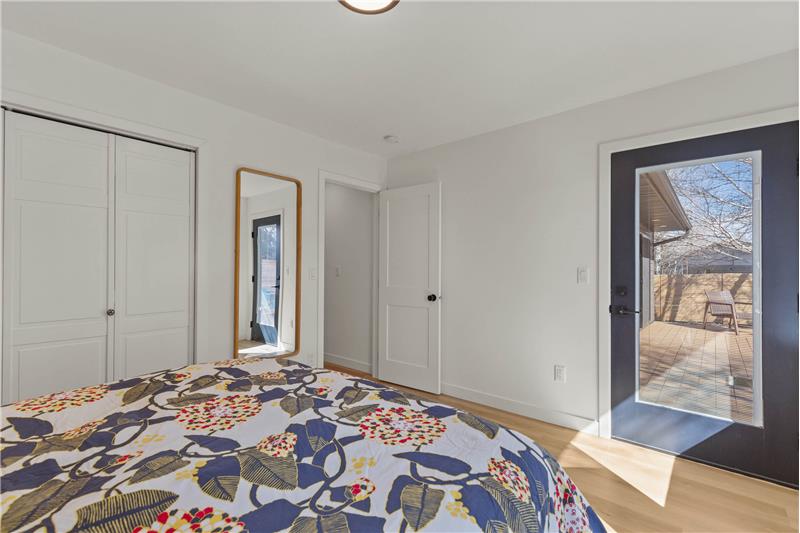 Direct access to outdoor deck