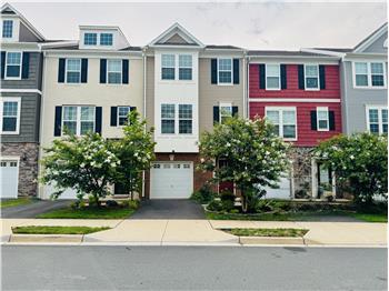 8505 Craggan Ln, Manassas, VA