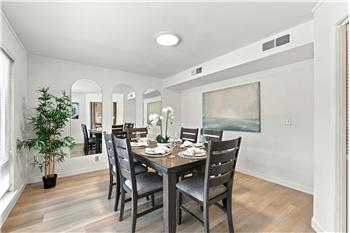 FORMAL DINING AREA!!