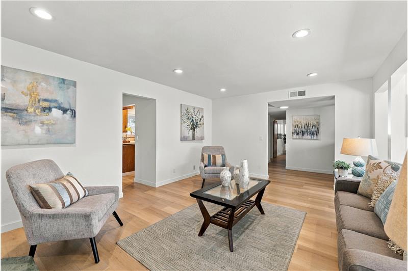 FABULOUS FLOOR PLAN!!