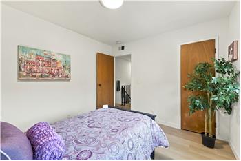 WELL-MAINTAINED HOME!!