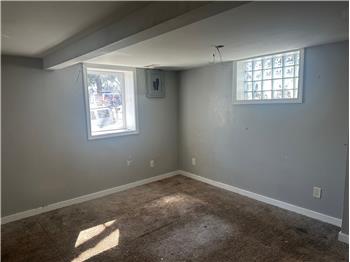 Master on lower level