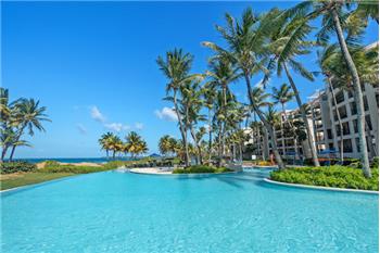 Ocean Villas infinity Pool