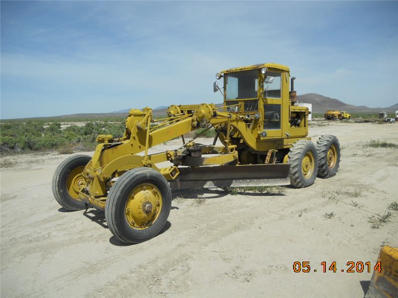 1942 grader (works!)